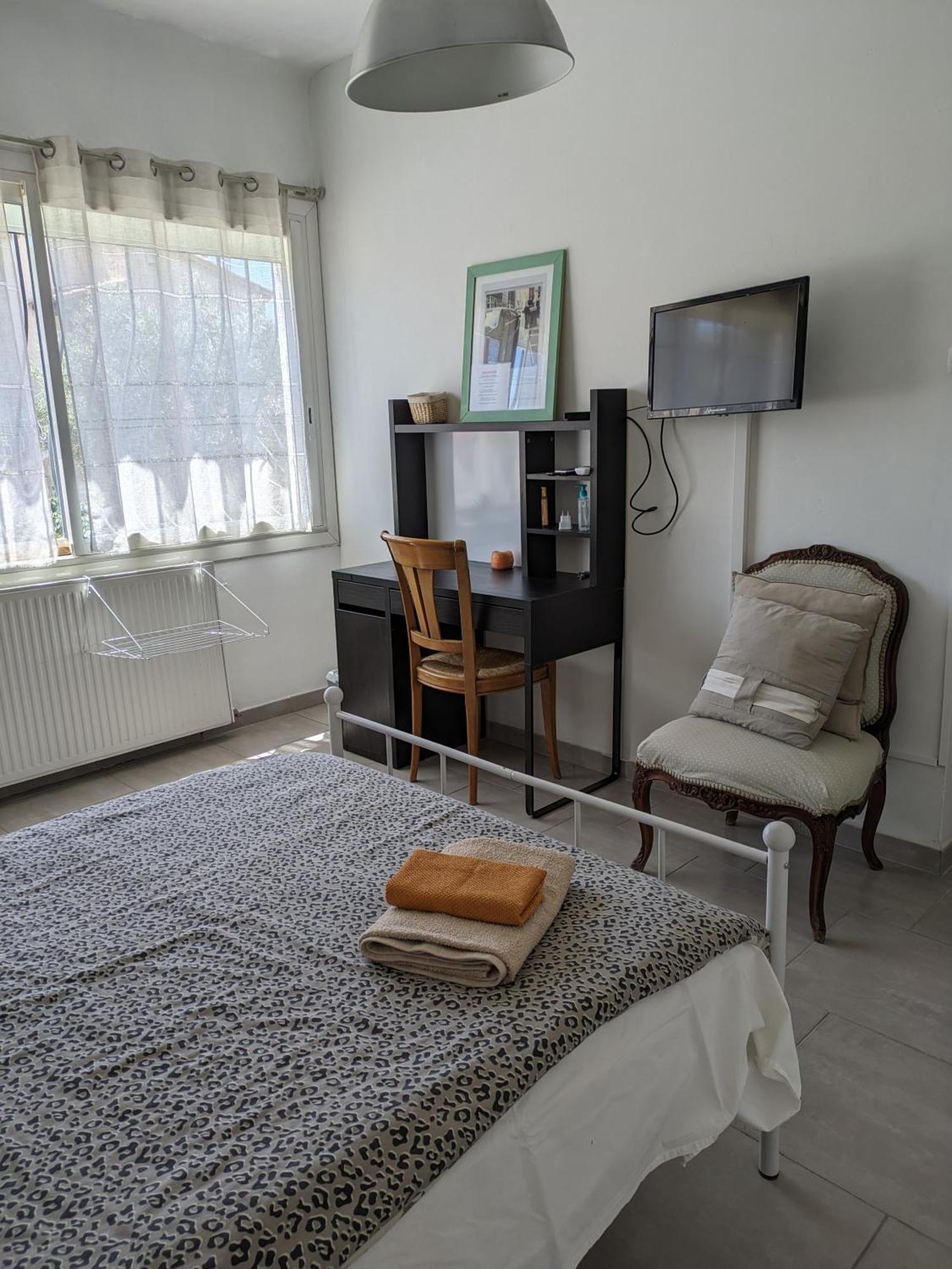 Ferienwohnung L'Abri et L'Atelier Du Jas Ensues-la-Redonne Exterior foto