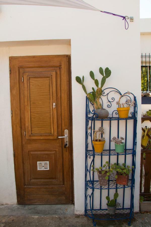 Ferienwohnung L'Abri et L'Atelier Du Jas Ensues-la-Redonne Exterior foto