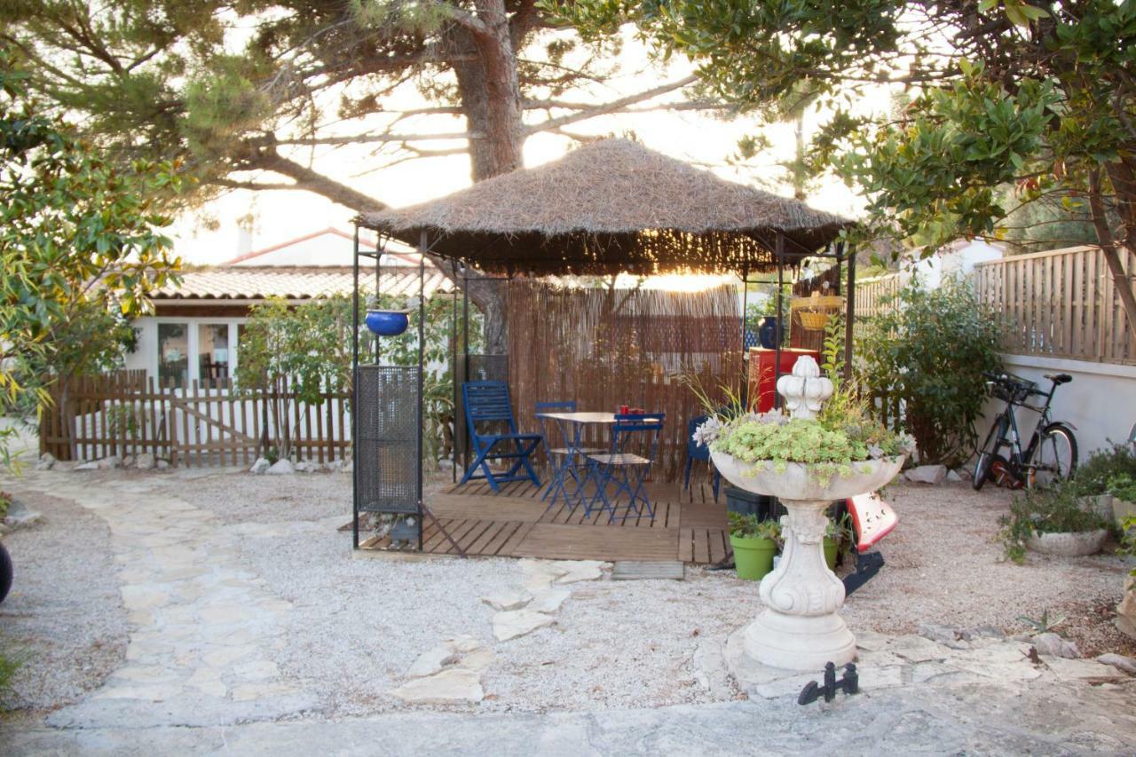 Ferienwohnung L'Abri et L'Atelier Du Jas Ensues-la-Redonne Exterior foto